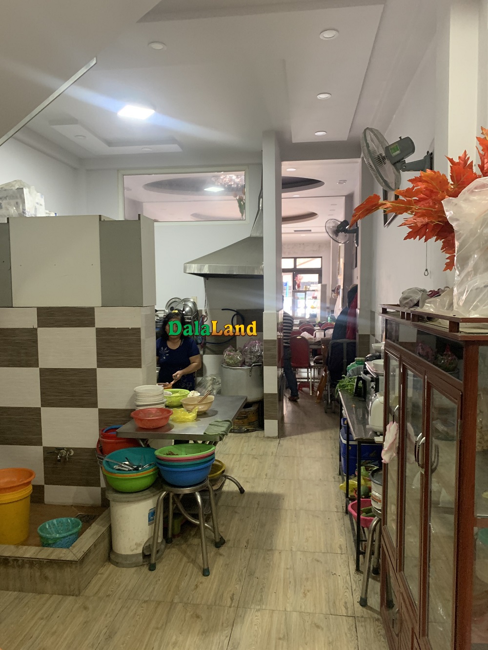 Bán nhà đất đường Hai Bà Trưng, P. 6 đang kinh doanh