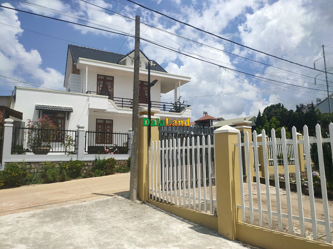 Bán đất đẹp giá đầu tư đường Nam Hồ, P. 11