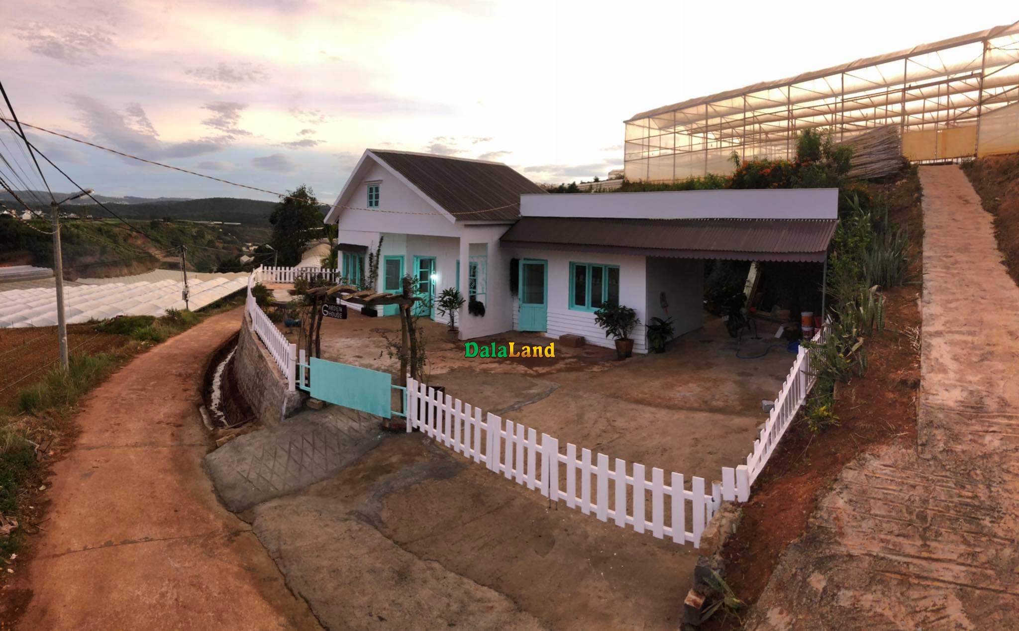 Bán đất xây dựng xã Xuân Thọ, tặng nhà gỗ có view rất đẹp